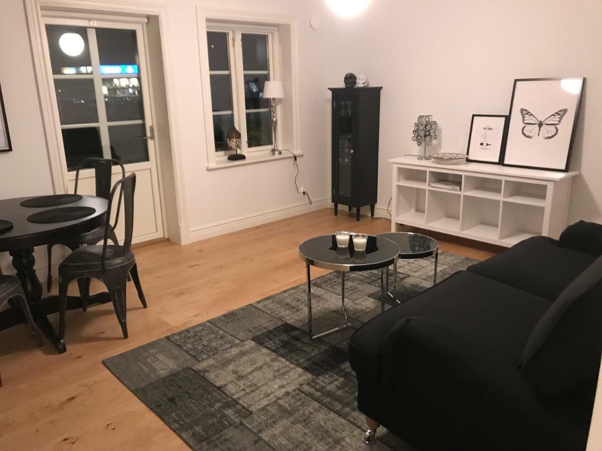 Grebbestad Laegenheter Exterior foto